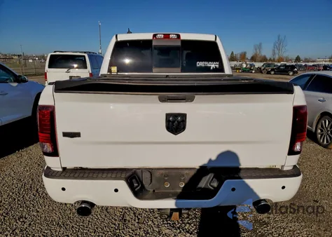 2016 Ram 1500 Laramie z USA, uszkodzony, nr VIN 1C6RR7NM9GS303592